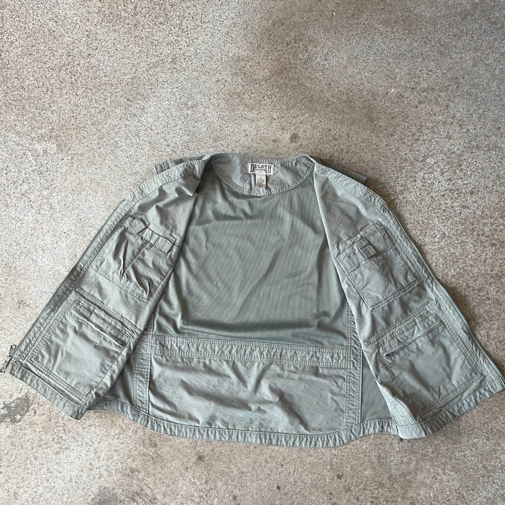 Utility Vest - Picture 4 of 8